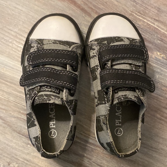 Black and Gray Striped Rocker Sneakers with Velcro straps - Picture 4 of 7